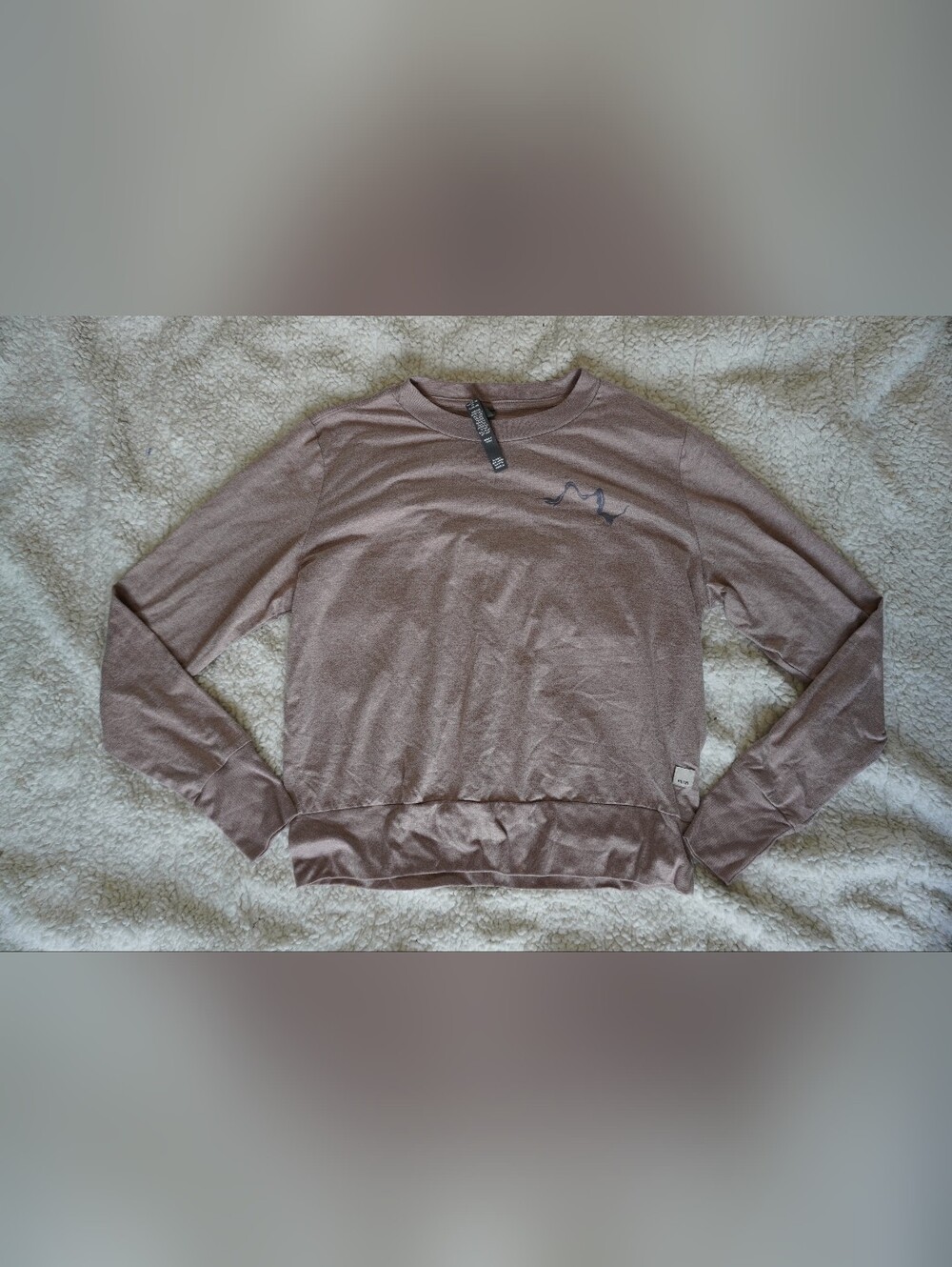Vuori Heathered Mauve Long Sleeve Crewneck Pullover Alila Marea Beach Resort M
